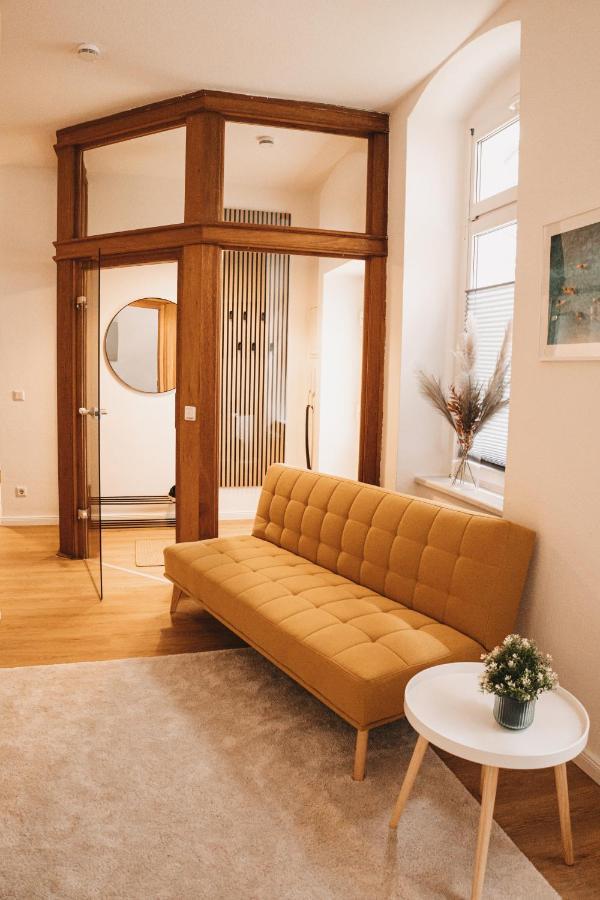 Studio Apartment Im Zentrum Mit Parkplatz & Neuem Badezimmer Magdeburg Ngoại thất bức ảnh